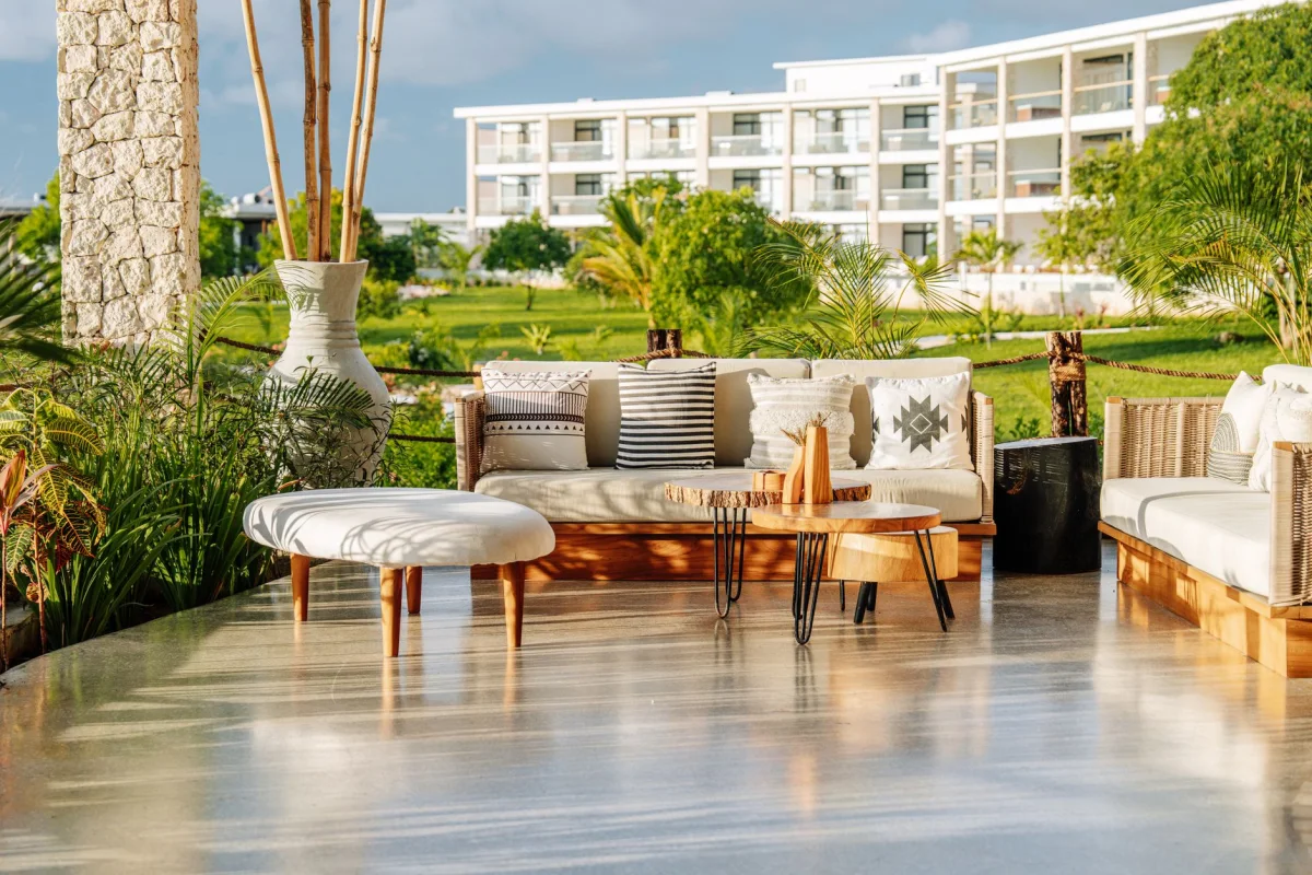 Beach & Island Resorts