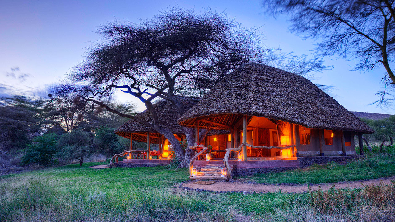 ELEWANA TORTILIS CAMP luxury lodge