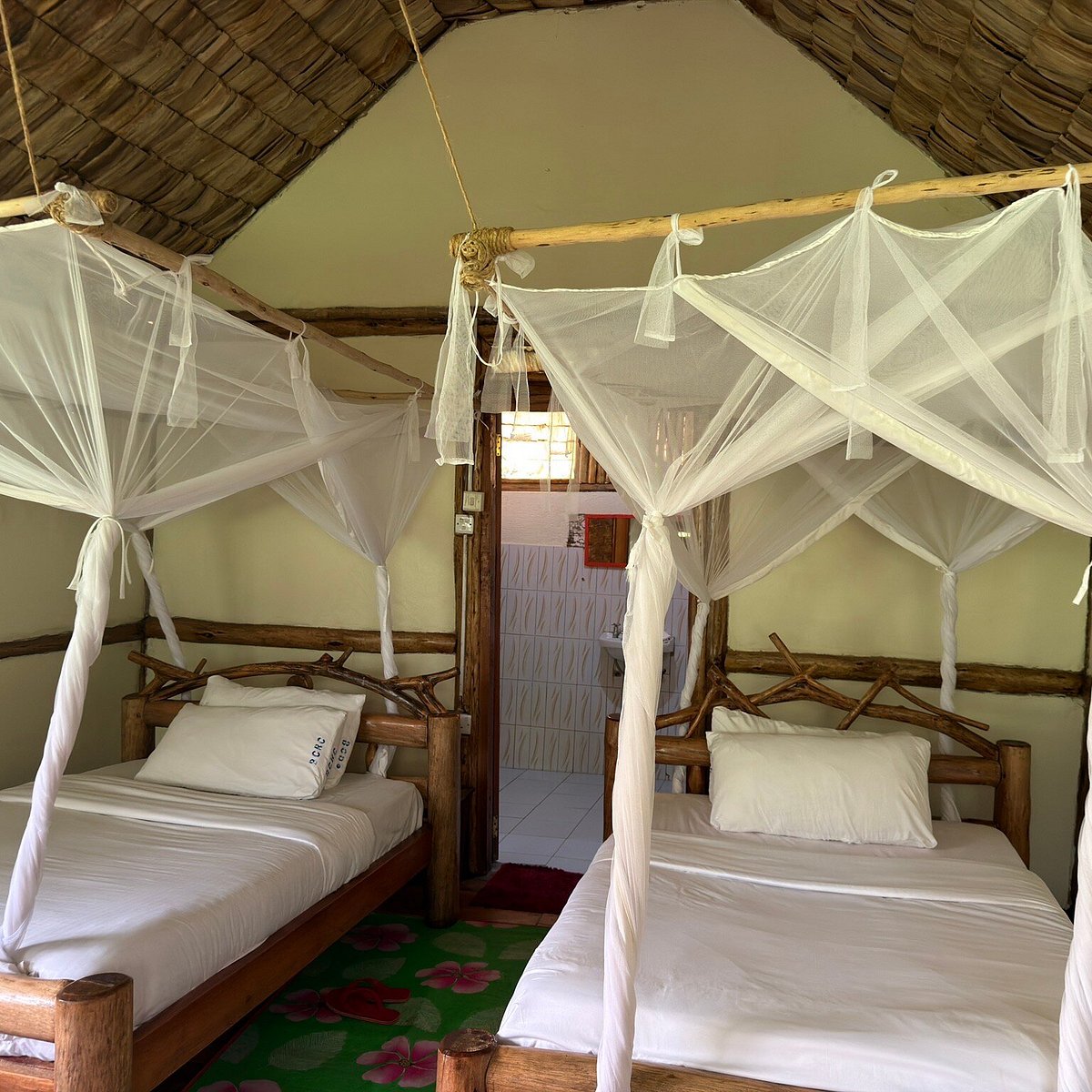Buhoma Community Rest Camp - Gallery