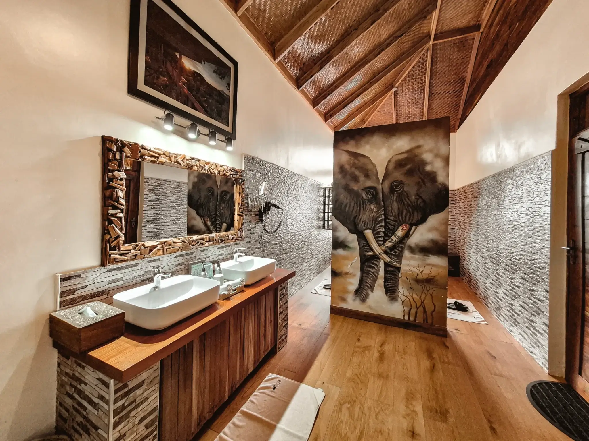 Nkuringo Gorilla Lodge - Gallery